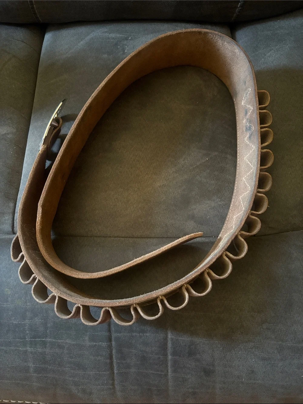 Vintage Hunter Co. 12-gauge shell cartridge belt, model 27-155 L